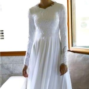 Long Sleeve Modest Wedding Dress
